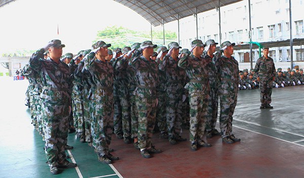 图二 新生会操表演.JPG